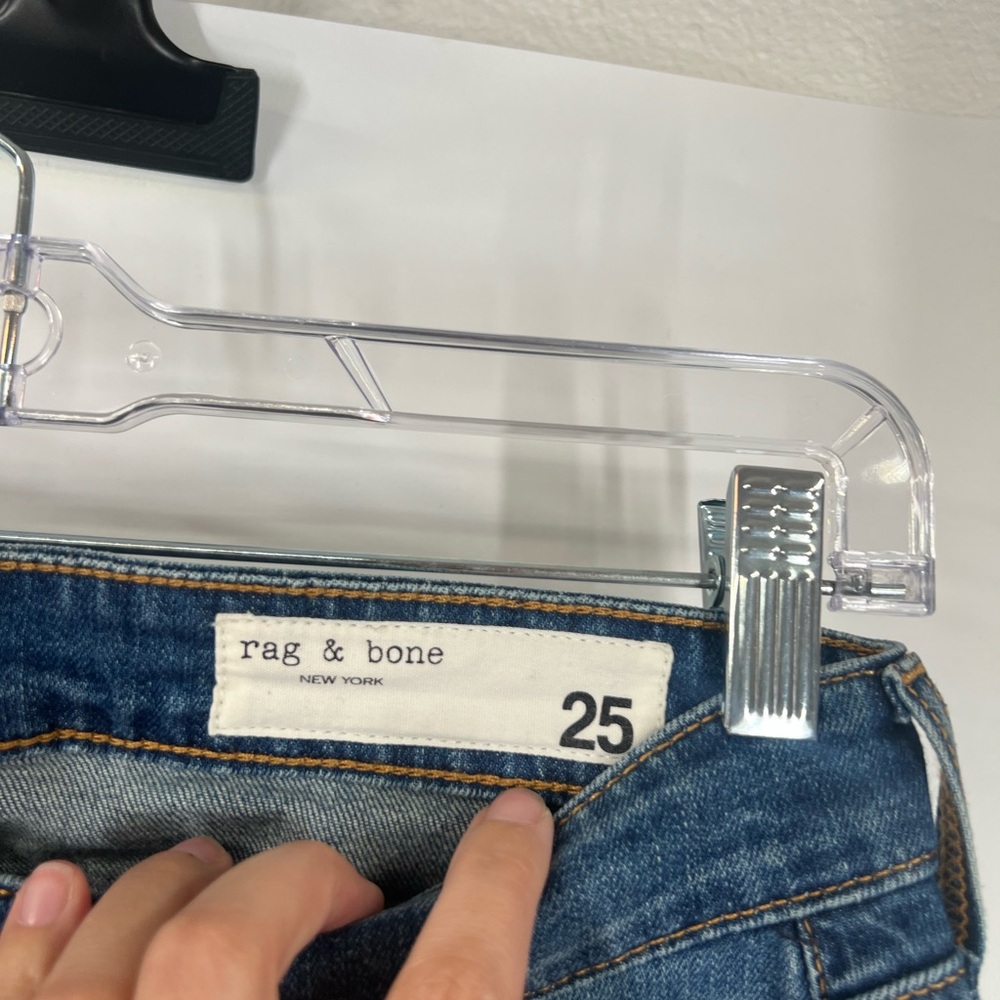Rag & Bone Dre Low-Rise Slim Boyfriend Jeans in Bellview - Picture 4 of 8
